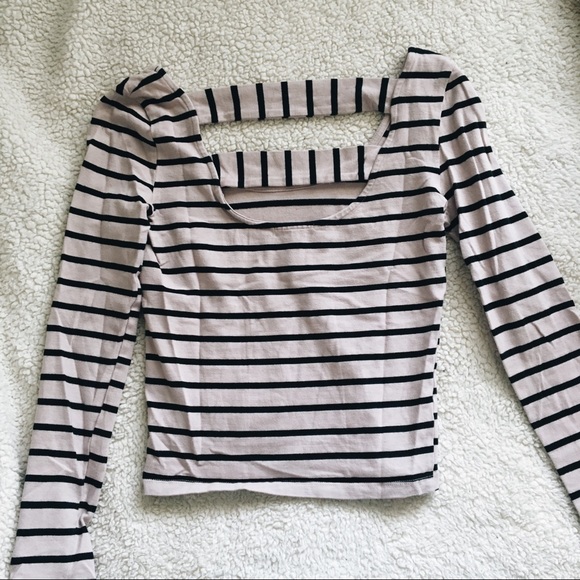 CHARLOTTE RUSSE TOP - Picture 3 of 3